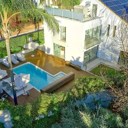 Luxury New Modern Per Villa