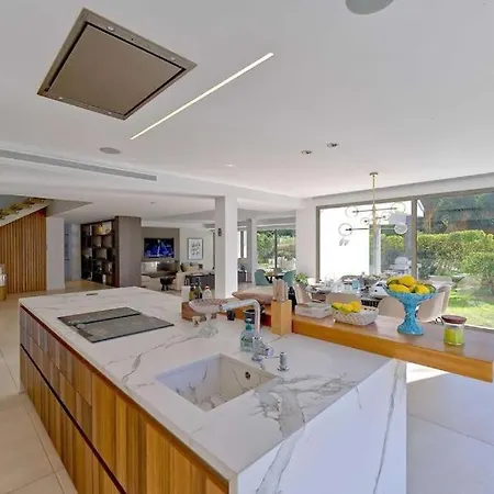 Luxury New Modern Per Villa *